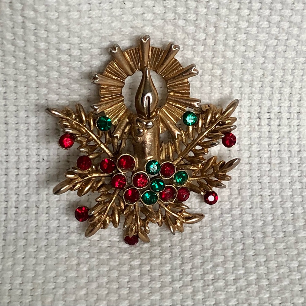 Vintage Christmas candle gold tone Brooch with radiant halo pine branches